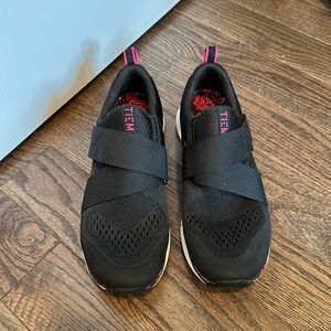 TIEM cycling shoes size 8